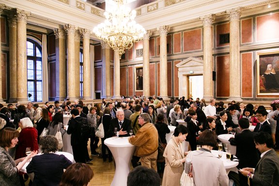 The beautiful Festsaal of the University of Vienna gives a wonderful atmosphere for the welcome reception. 