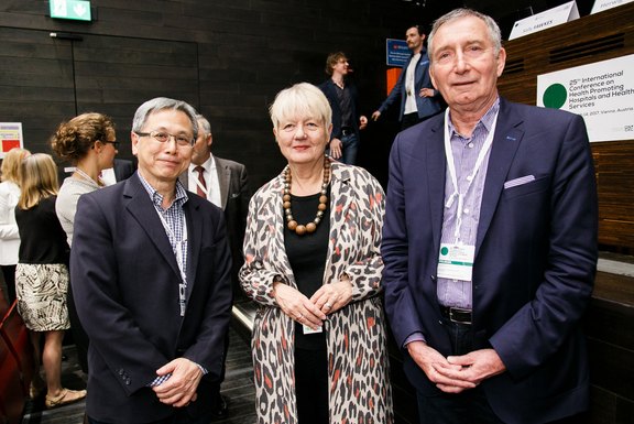 Ying-Wei Wang, Ilona Kickbusch and Jürgen Pelikan 