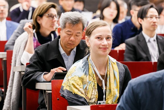 The participants enjoy the plenary session. 